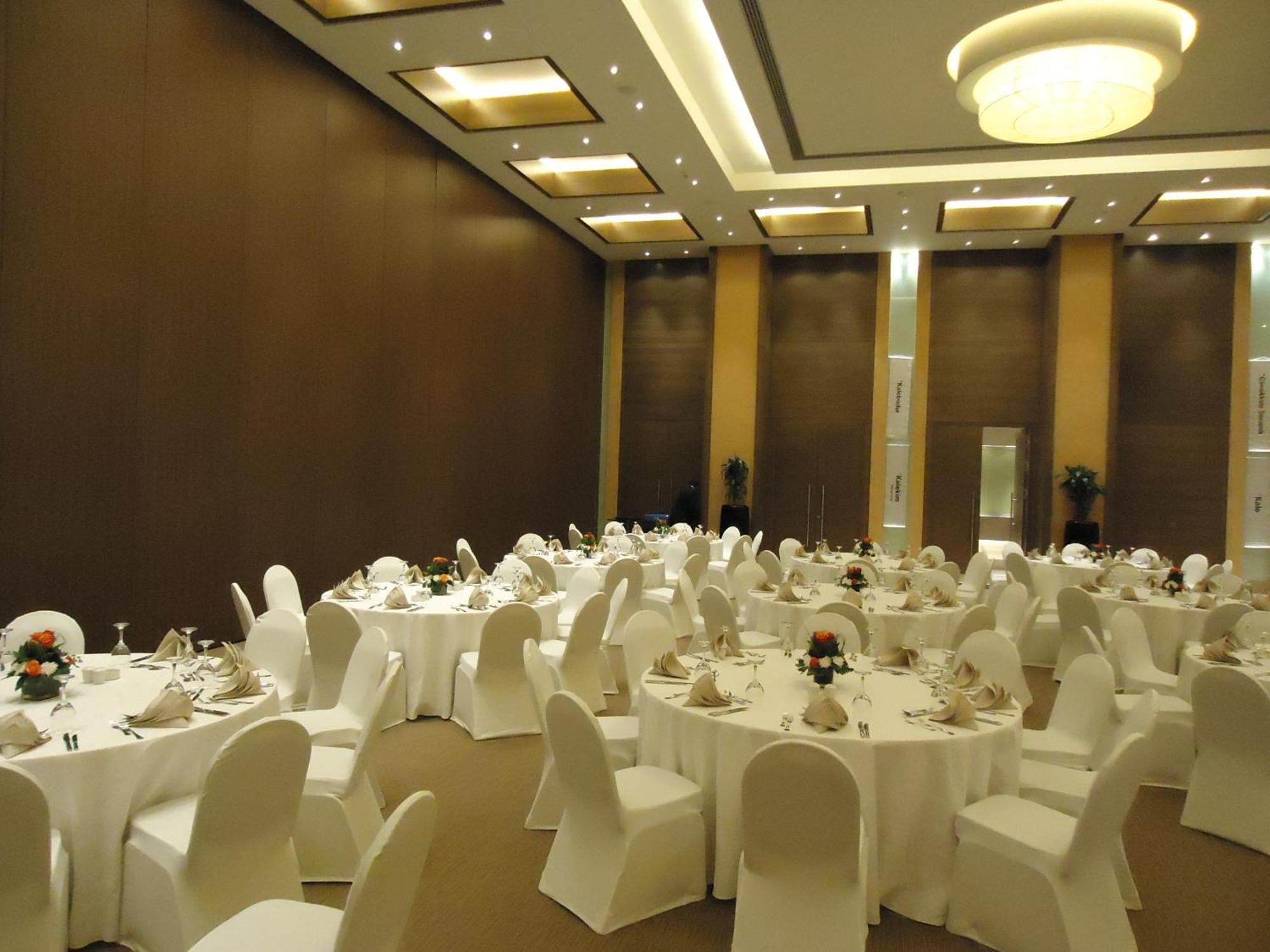 מלון Erbil Rotana מראה חיצוני תמונה